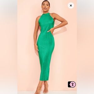 PrettyLittleThing - Green Plisse High Neck Midi Dress
